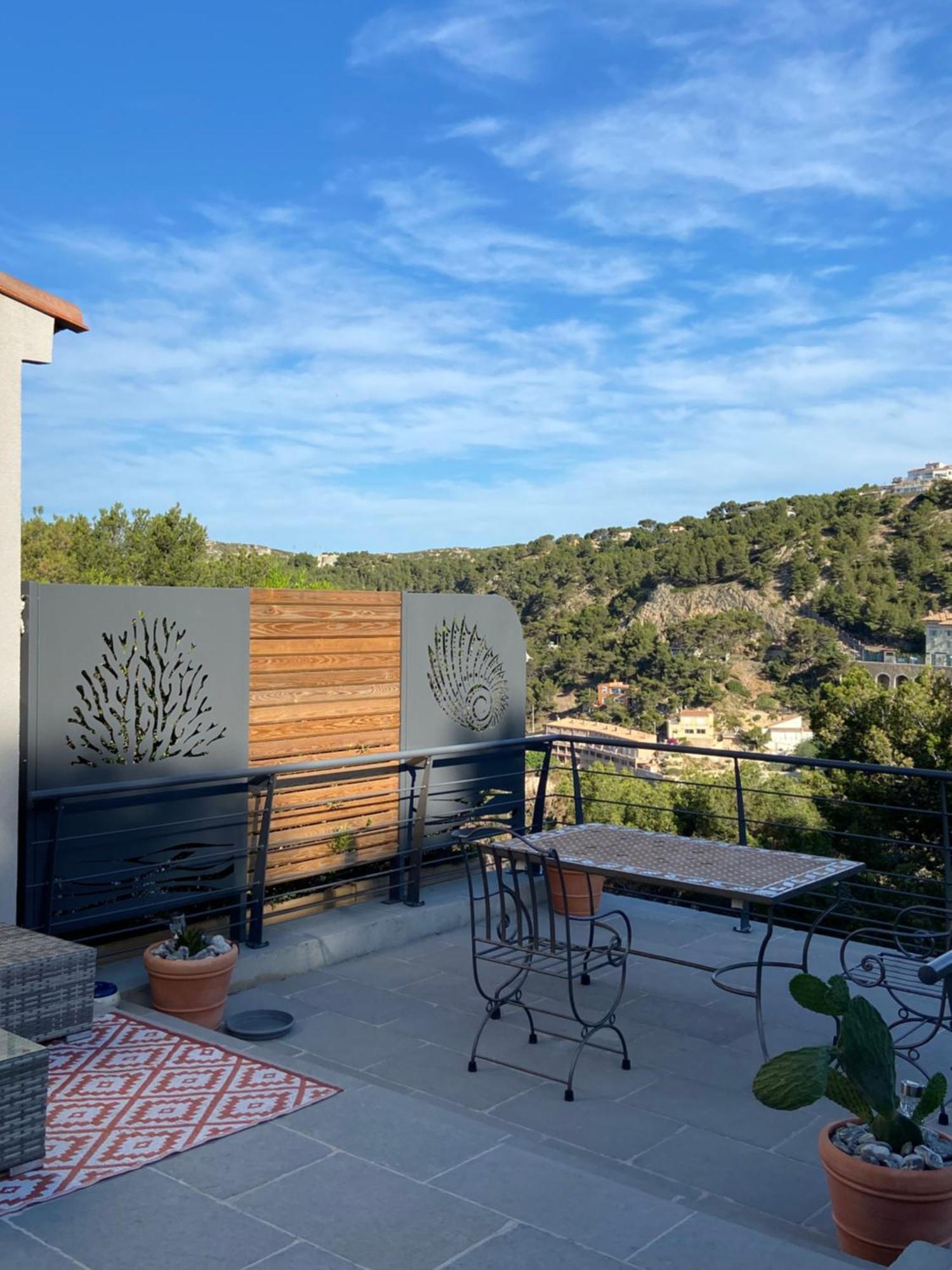 Bed and Breakfast Les Terrasses Des Anthenors Ensues-la-Redonne Exterior foto
