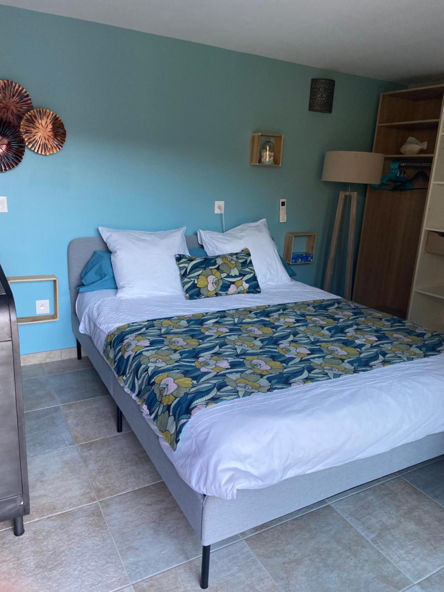 Bed and Breakfast Les Terrasses Des Anthenors Ensues-la-Redonne Exterior foto